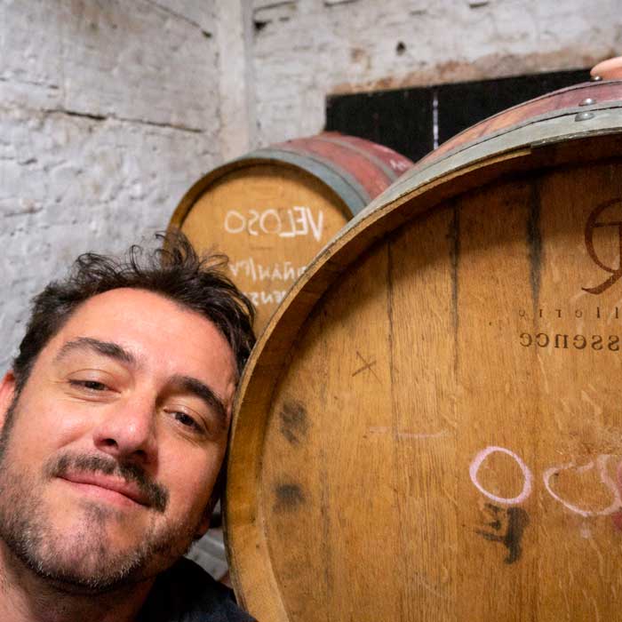 Mauricio Veloso en viñedo